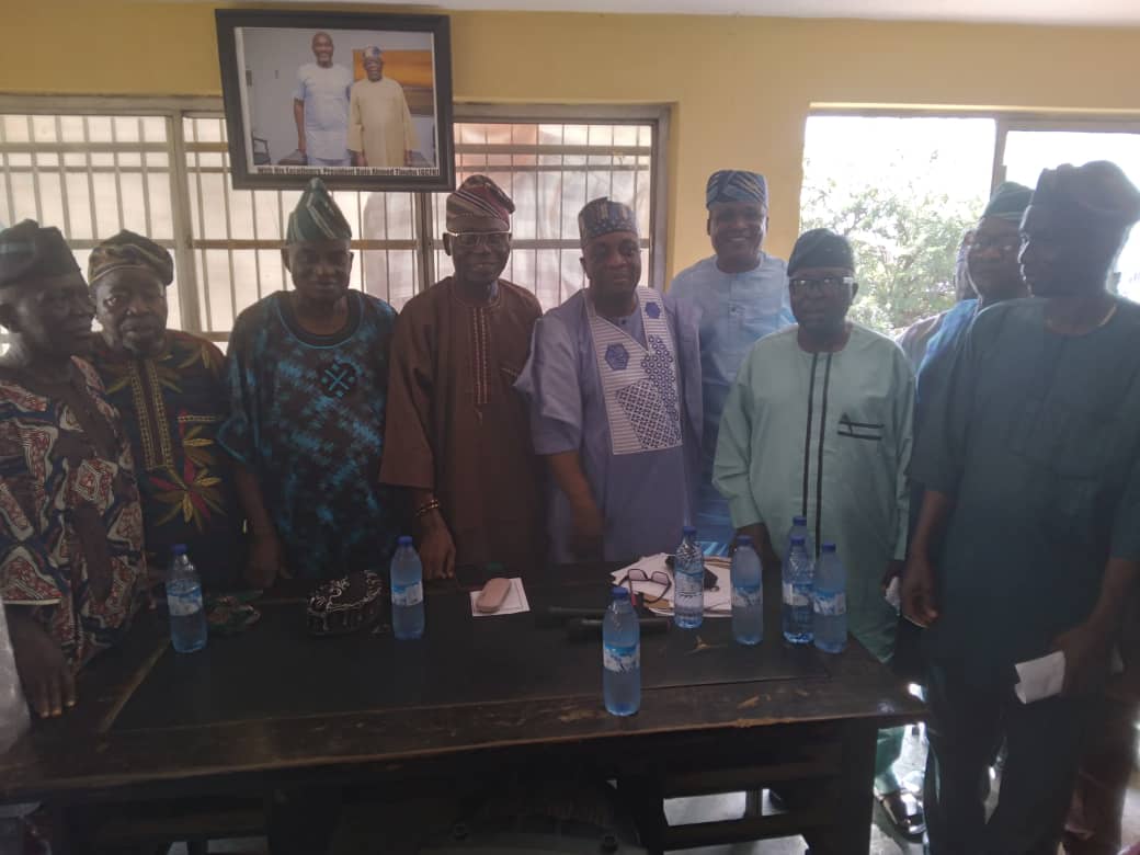 Ibadan Outer City APC Stakeholders Unite for Peace, Unity