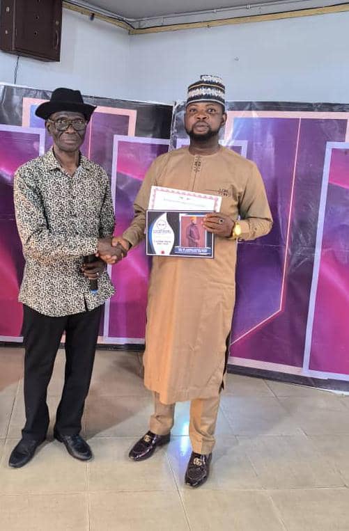 Hon Lukman Akanbi, MD/CEO of D.Lukam Travels and Tours, Honoured as Best Travel Agency of the Year 2024