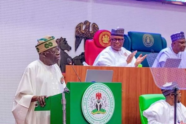 2025 Budget to Tackle Inflation, Strengthen Naira Against the Dollar – Tinubu