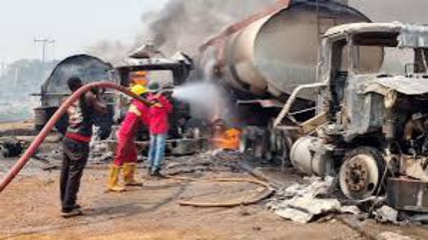 Tanker Explosion: Federal Fire Service Mandates Anti-Spill Locks for Fuel Tankers 