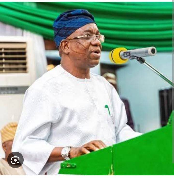 Agbaje Felicitates Engr. Abdulrauf Olaniyan on His Birthday