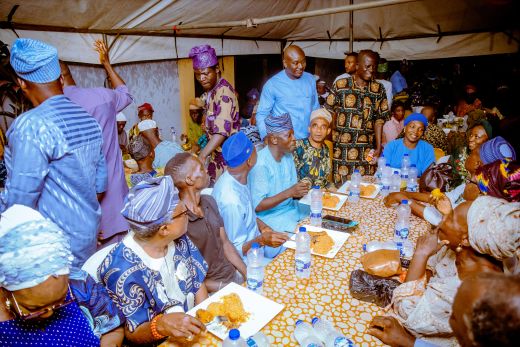Ramadan: Akin Alabi Hosts Muslim Ummahs, Party Leaders to Iftar Dinner, Delivers 500kVA Transformer to Olaogun Community
