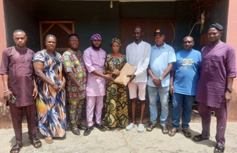 Oyo State Supervisory Councillors Forum Supports Late Hon Taiwo’s Family with ₦1 Million Donation