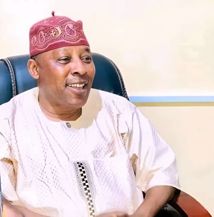 Barr Akeem Agbaje Felicitates Alhaji Azuzu Dauda on His Birthday