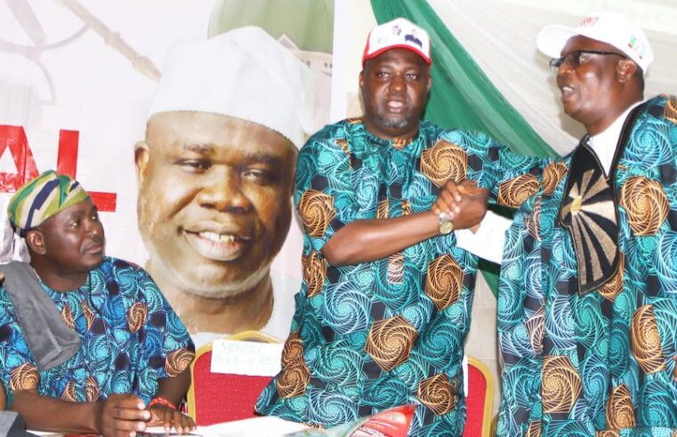 Oyo Central APC Stakeholders’ Meeting: AWA Aligns Senatorial Aspiration with Tinubu’s Renewed Hope Agenda in Oyo Central