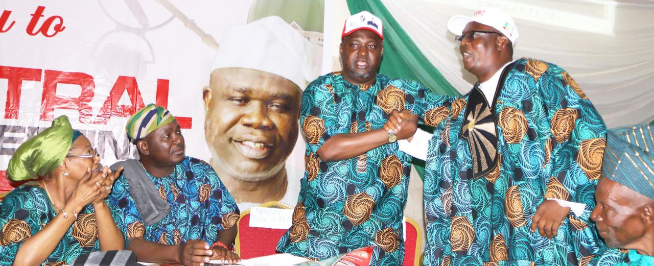 Oyo Central APC Stakeholders’ Meeting: AWA Aligns Senatorial Aspiration with Tinubu’s Renewed Hope Agenda in Oyo Central
