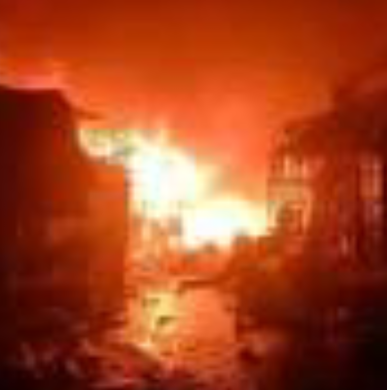 ‎Barr Akeem Agbaje Commiserates with Bode Market Traders Following Fire Outbreak